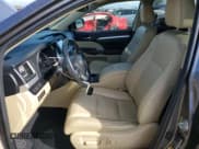 ✅ 2018 Toyota Highlander XLE • VIN: 5TDJZRFHXJS867187 • Lot: 82658545. Listed on Copart with 75,885 mi. Free auction sales archive from the USA and detailed vehicle history report at DreamBid. Image 7.