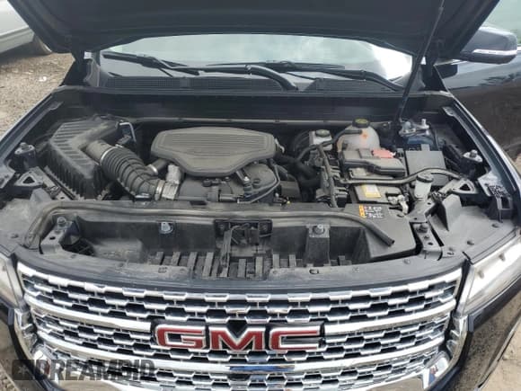 ✅ 2022 GMC Acadia Denali • VIN: 1GKKNXLSXNZ117009 • Lot: 65890075. Listed on Copart with 17,021 mi. Free auction sales archive from the USA and detailed vehicle history report at DreamBid. Image 12.