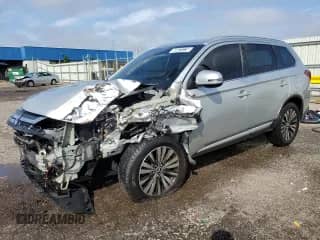 ✅ 2020 Mitsubishi Outlander SE • VIN: JA4AD3A37LZ021182 • Лот: 68021275. Опубликован ранее на Copart с пробегом 333 333 миль. Бесплатный доступ к архиву аукционных продаж из США и подробный отчёт об истории автомобиля на DreamBid. Изображение 1.