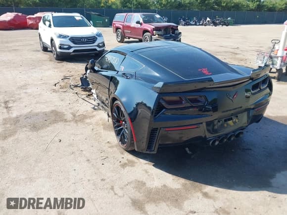 ✅ 2019 Chevrolet Corvette Grand Sport 1LT • VIN: 1G1YW2D73K5103612 • Lot: 43257510. Wystawiony na IAAI z przebiegiem 37 091 mil. Bezpłatny archiwum sprzedaży aukcyjnych z USA i szczegółowy raport historii pojazdu na DreamBid. Zdjęcie 3.
