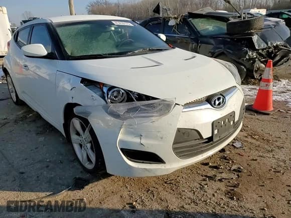✅ 2013 Hyundai Veloster w/Black Int • VIN: KMHTC6AD3DU125416 • Lot: 41410175. Wystawiony na Copart z przebiegiem 77 546 mil. Bezpłatny archiwum sprzedaży aukcyjnych z USA i szczegółowy raport historii pojazdu na DreamBid. Zdjęcie 13.