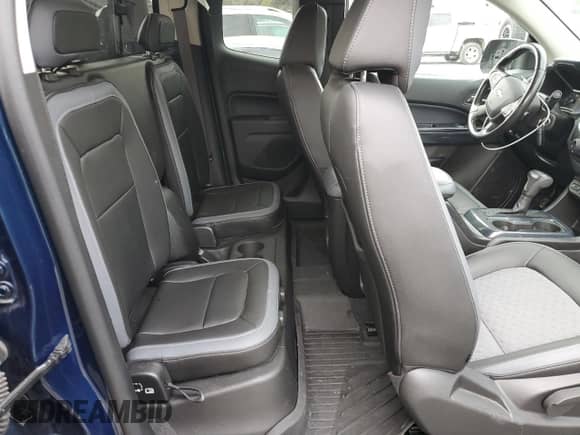 2020 Chevrolet Colorado 4WD Z71 с VIN 1GCHTDEN7L1140874, выставлен на аукционе Copart как лот 54121335 с пробегом 38 875 миль миль и Списание • Salvage title. История ставок и продаж доступна на DreamBid. Изображение 10.