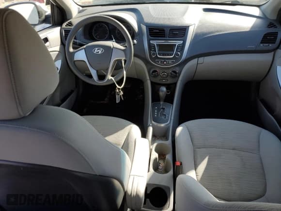 ✅ 2017 Hyundai Accent SE • VIN: KMHCT4AE3HU333735 • Лот: 43743574. Опубликован ранее на Copart с пробегом 66 451 миль. Бесплатный доступ к архиву аукционных продаж из США и подробный отчёт об истории автомобиля на DreamBid. Изображение 8.