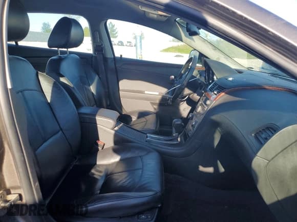 ✅ 2011 Chevrolet Malibu LTZ • VIN: 1G1ZE5E10BF239810 • Lot: 73919904. Listed on Copart with 271,307 mi. Free auction sales archive from the USA and detailed vehicle history report at DreamBid. Image 7.