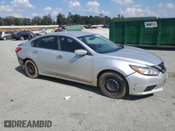 ✅ 2016 Nissan Altima SV • VIN: 1N4AL3APXGC231432 • Lot: 81086895. Listed on Copart with 193,822 mi. Free auction sales archive from the USA and detailed vehicle history report at DreamBid. Image 4.