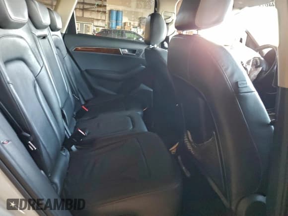 ✅ 2009 Audi Q5 Premium • VIN: WA1KK78R69A015764 • Лот: 94679715. Опубликован ранее на Copart с пробегом Не указан. Бесплатный доступ к архиву аукционных продаж из США и подробный отчёт об истории автомобиля на DreamBid. Изображение 10.