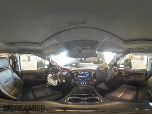 ✅ 2019 Chevrolet Silverado 2500HD High Country • VIN: 1GC1KUEY8KF226727 • Lot: 87443205. Listed on Copart with 93,271 mi. Free auction sales archive from the USA and detailed vehicle history report at DreamBid. Image 14.