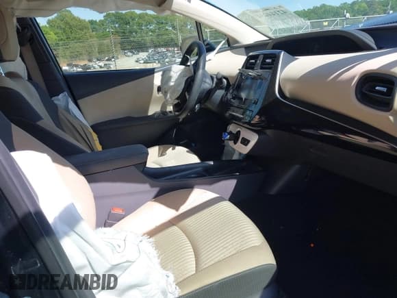 ✅ 2016 Toyota Prius Four • VIN: JTDKARFU1G3504389 • Lot: 42144034. Wystawiony na IAAI z przebiegiem 152 824 mil. Bezpłatny archiwum sprzedaży aukcyjnych z USA i szczegółowy raport historii pojazdu na DreamBid. Zdjęcie 5.