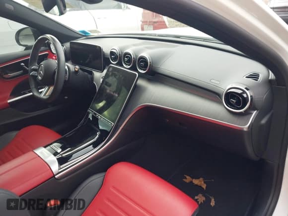 ✅ 2024 Mercedes-Benz C 300 • VIN: W1KAF4HB3RR228203 • Lot: 43682738. Listed on IAAI with 23,994 mi. Free auction sales archive from the USA and detailed vehicle history report at DreamBid. Image 5.