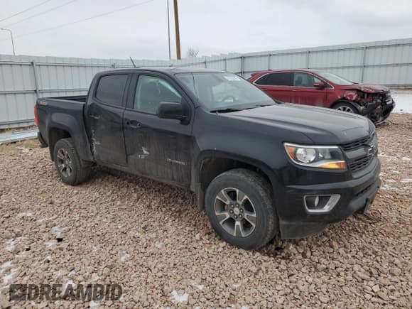 ✅ 2019 Chevrolet Colorado 4WD Z71 • VIN: 1GCGTDENXK1296417 • Лот: 44252805. Опубликован ранее на Copart с пробегом 105 195 миль. Бесплатный доступ к архиву аукционных продаж из США и подробный отчёт об истории автомобиля на DreamBid. Изображение 4.