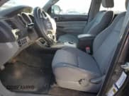 ✅ 2014 Toyota Tacoma • VIN: 3TMLU4EN2EM163301 • Lot: 92313715. Listed on Copart with 102,927 mi. Free auction sales archive from the USA and detailed vehicle history report at DreamBid. Image 7.