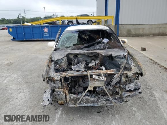 ✅ 2003 Buick Park Avenue • VIN: 1G4CW54K434118596 • Lot: 69372595. Wystawiony na Copart z przebiegiem Nie podano. Bezpłatny archiwum sprzedaży aukcyjnych z USA i szczegółowy raport historii pojazdu na DreamBid. Zdjęcie 5.