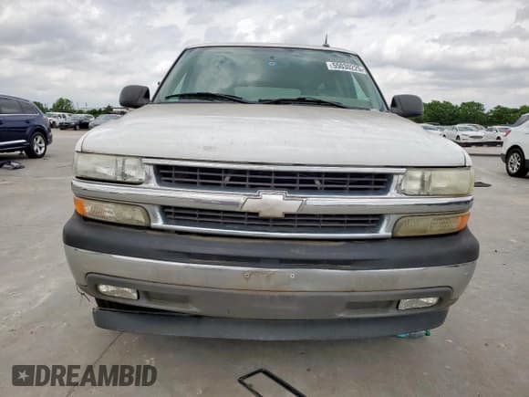 ✅ 2005 Chevrolet Suburban LT • VIN: 3GNEC16Z65G283149 • Лот: 55030225. Опубликован ранее на Copart с пробегом 164 340 миль. Бесплатный доступ к архиву аукционных продаж из США и подробный отчёт об истории автомобиля на DreamBid. Изображение 5.