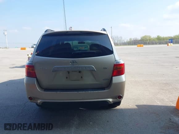 ✅ 2008 Toyota Highlander • VIN: JTEES41A482068313 • Lot: 41973917. Listed on IAAI with 262,396 mi. Free auction sales archive from the USA and detailed vehicle history report at DreamBid. Image 16.