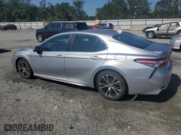 2020 Toyota Camry SE with VIN 4T1G11BK0LU012075, listed as a Copart auction lot 80863605 with 119,754 mi miles and Salvage title. Bid and sale history available at DreamBid. Image 2.