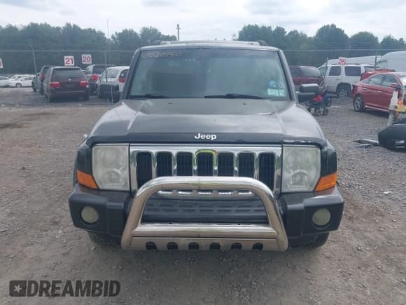 ✅ 2008 Jeep Commander Limited • VIN: 1J8HG58N48C236407 • Lot: 43020140. Listed on IAAI with 159,762 mi. Free auction sales archive from the USA and detailed vehicle history report at DreamBid. Image 13.
