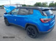 ✅ 2018 Jeep Compass Latitude • VIN: 3C4NJDBB3JT313458 • Lot: 42331313. Listed on IAAI with 71,277 mi. Free auction sales archive from the USA and detailed vehicle history report at DreamBid. Image 3.