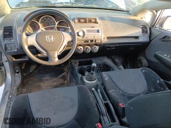 ✅ 2007 Honda Fit • VIN: JHMGD37477S000524 • Лот: 45520255. Опубликован ранее на Copart с пробегом 205 810 миль. Бесплатный доступ к архиву аукционных продаж из США и подробный отчёт об истории автомобиля на DreamBid. Изображение 8.