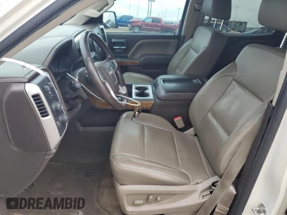 ✅ 2015 GMC Sierra 1500 SLT • VIN: 3GTU2VEC9FG115048 • Lot: 80620195. Listed on Copart with 210,830 mi. Free auction sales archive from the USA and detailed vehicle history report at DreamBid. Image 7.