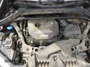 ✅ 2019 BMW X1 sDrive28i • VIN: WBXHU7C56K5L11836 • Lot: 80727325. Wystawiony na Copart z przebiegiem 56 151 mil. Bezpłatny archiwum sprzedaży aukcyjnych z USA i szczegółowy raport historii pojazdu na DreamBid. Zdjęcie 14.