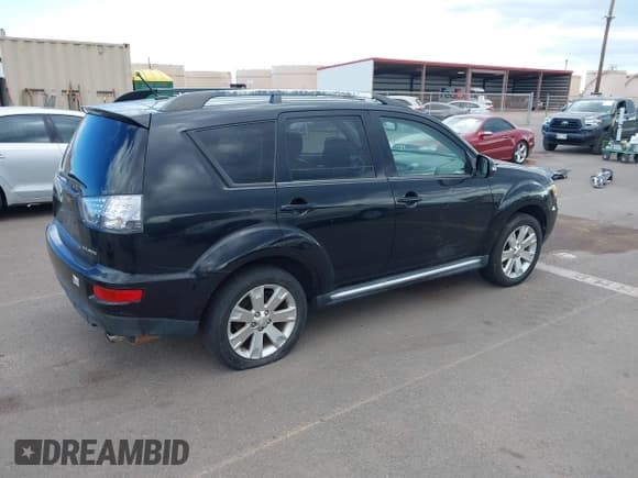 ✅ 2012 Mitsubishi Outlander SE • VIN: JA4AS3AW2CU027663 • Lot: 43143602. Wystawiony na IAAI z przebiegiem 108 859 mil. Bezpłatny archiwum sprzedaży aukcyjnych z USA i szczegółowy raport historii pojazdu na DreamBid. Zdjęcie 4.
