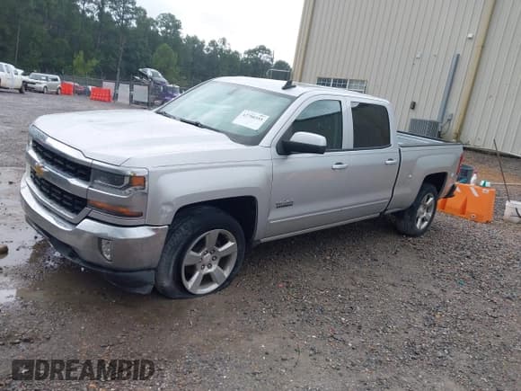 ✅ 2018 Chevrolet Silverado 1500 LT • VIN: 1GCPCREC2JF216332 • Lot: 42790355. Wystawiony na IAAI z przebiegiem 144 218 mil. Bezpłatny archiwum sprzedaży aukcyjnych z USA i szczegółowy raport historii pojazdu na DreamBid. Zdjęcie 17.