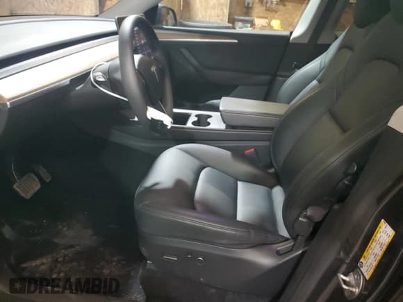 ✅ 2024 Tesla Model Y Long Range • VIN: 7SAYGDEE5RA247698 • Лот: 90239535. Опубликован ранее на Copart с пробегом 38 360 миль. Бесплатный доступ к архиву аукционных продаж из США и подробный отчёт об истории автомобиля на DreamBid. Изображение 7.