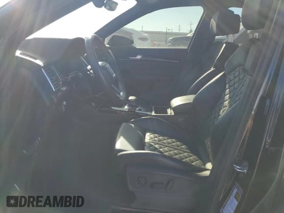 ✅ 2023 Audi SQ5 Sportback Prestige • VIN: WA134AFYXP2022021 • Lot: 42684385. Wystawiony na Copart z przebiegiem Nie podano. Bezpłatny archiwum sprzedaży aukcyjnych z USA i szczegółowy raport historii pojazdu na DreamBid. Zdjęcie 7.