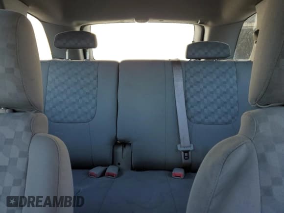 ✅ 2009 Chevrolet Equinox LS • VIN: 2CNDL13FX96200074 • Лот: 85938584. Опубликован ранее на Copart с пробегом 180 393 миль. Бесплатный доступ к архиву аукционных продаж из США и подробный отчёт об истории автомобиля на DreamBid. Изображение 10.