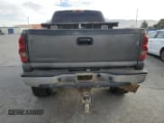 ✅ 2006 Chevrolet Silverado 2500HD LT1 • VIN: 1GCHK23D06F224317 • Lot: 84735874. Wystawiony na Copart z przebiegiem 200 346 mil. Bezpłatny archiwum sprzedaży aukcyjnych z USA i szczegółowy raport historii pojazdu na DreamBid. Zdjęcie 6.