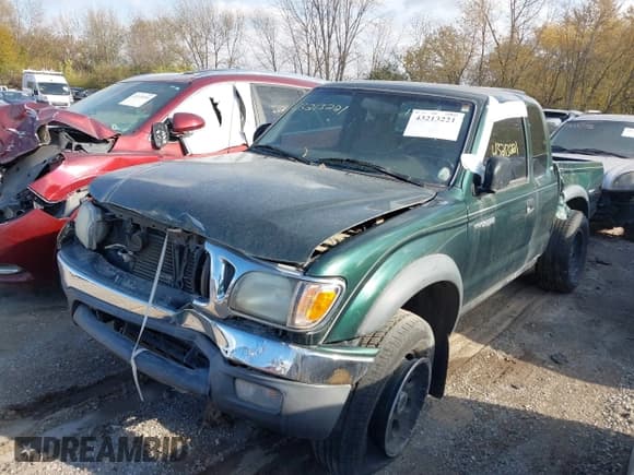 ✅ 2002 Toyota Tacoma PreRunner • VIN: 5TESN92N72Z046001 • Lot: 43213221. Listed on IAAI with 194,360 mi. Free auction sales archive from the USA and detailed vehicle history report at DreamBid. Image 6.