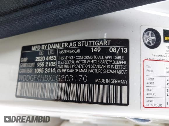 ✅ 2014 Mercedes-Benz C 250 Sport • VIN: WDDGF4HBXEG203170 • Lot: 43379040. Wystawiony na IAAI z przebiegiem 112 411 mil. Bezpłatny archiwum sprzedaży aukcyjnych z USA i szczegółowy raport historii pojazdu na DreamBid. Zdjęcie 9.