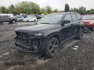 ✅ 2023 Jeep Grand Cherokee Laredo • VIN: 1C4RJHAG7PC565823 • Lot: 84956175. Listed on Copart with 24,551 mi. Free auction sales archive from the USA and detailed vehicle history report at DreamBid. Image 1.