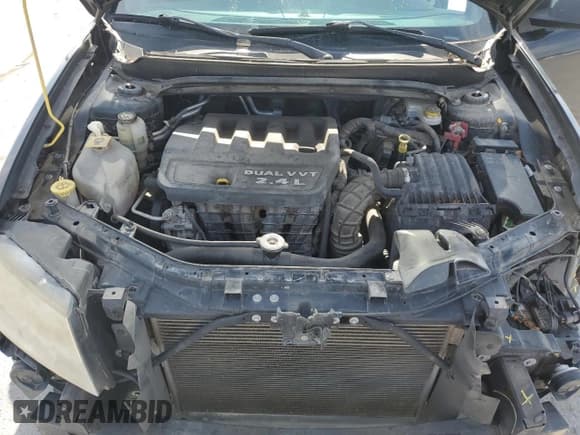 ✅ 2014 Dodge Avenger SE • VIN: 1C3CDZAB9EN201805 • Лот: 79256524. Опубликован ранее на Copart с пробегом 147 157 миль. Бесплатный доступ к архиву аукционных продаж из США и подробный отчёт об истории автомобиля на DreamBid. Изображение 11.