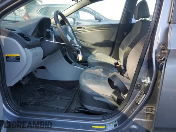 ✅ 2017 Hyundai Accent SE • VIN: KMHCT4AE5HU181943 • Лот: 77427674. Опубликован ранее на Copart с пробегом 109 470 миль. Бесплатный доступ к архиву аукционных продаж из США и подробный отчёт об истории автомобиля на DreamBid. Изображение 7.