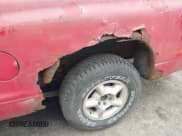 ✅ 1999 Dodge Dakota Sport • VIN: 1B7FL26P3XS292677 • Lot: 42274571. Wystawiony na IAAI z przebiegiem 205 641 mil. Bezpłatny archiwum sprzedaży aukcyjnych z USA i szczegółowy raport historii pojazdu na DreamBid. Zdjęcie 13.