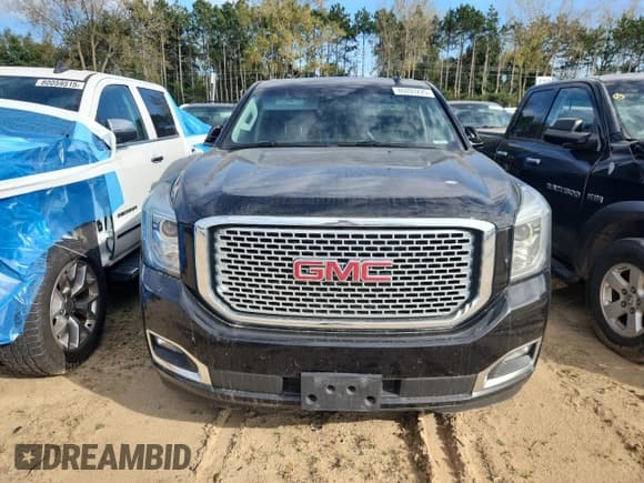 ✅ 2015 GMC Yukon XL Denali • VIN: 1GKS2JKJ7FR547631 • Лот: 86093225. Опубликован ранее на Copart с пробегом 180 383 миль. Бесплатный доступ к архиву аукционных продаж из США и подробный отчёт об истории автомобиля на DreamBid. Изображение 5.