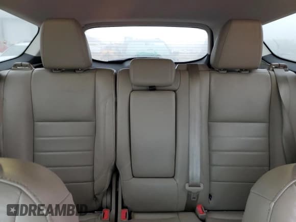 ✅ 2015 Ford Escape SE • VIN: 1FMCU0G97FUC40987 • Lot: 90411325. Listed on Copart with 130,031 mi. Free auction sales archive from the USA and detailed vehicle history report at DreamBid. Image 10.