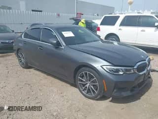 2021 BMW 3 Series 330i с VIN 3MW5R1J05M8B95912, выставлен на аукционе IAAI как лот 42639757 с пробегом 43 625 миль миль и . История ставок и продаж доступна на DreamBid. Изображение 1.