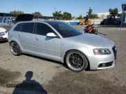 ✅ 2013 Audi A3 Premium Plus • VIN: WAUKJAFM8DA029944 • Лот: 68627594. Опубликован ранее на Copart с пробегом 128 777 миль. Бесплатный доступ к архиву аукционных продаж из США и подробный отчёт об истории автомобиля на DreamBid. Изображение 4.