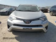 ✅ 2018 Toyota RAV4 LE • VIN: 2T3BFREV0JW709704 • Lot: 84770675. Listed on Copart with 137,937 mi. Free auction sales archive from the USA and detailed vehicle history report at DreamBid. Image 5.