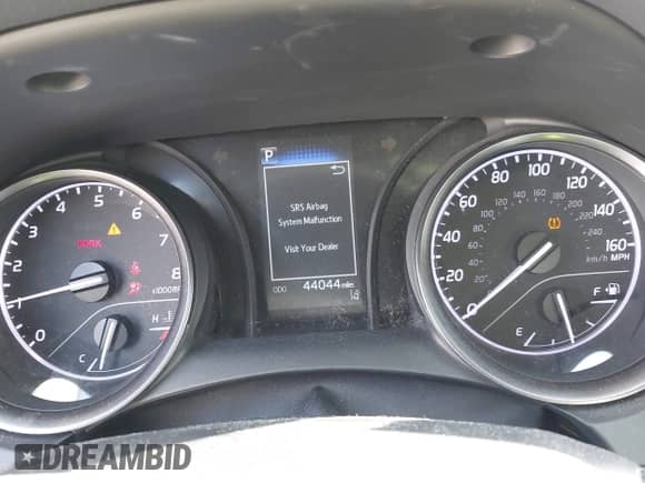 2022 Toyota Camry SE z VIN 4T1G11AK6NU053153, wystawiony jako IAAI lot #41933655 z przebiegiem 44 044 mil mil oraz . Historia ofert i sprzedaży dostępna na DreamBid. Obrazek 7.