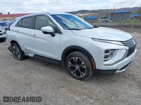 ✅ 2022 Mitsubishi Eclipse Cross SE • VIN: JA4ATWAA8NZ003912 • Lot: 41993773. Listed on IAAI with 64,311 mi. Free auction sales archive from the USA and detailed vehicle history report at DreamBid. Image 1.