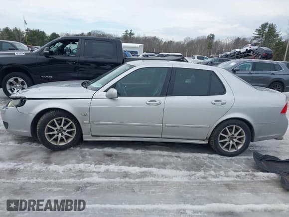 ✅ 2007 Saab 9-5 Aero • VIN: YS3EH45GX73517528 • Лот: 41581993. Опубликован ранее на IAAI с пробегом 167 774 миль. Бесплатный доступ к архиву аукционных продаж из США и подробный отчёт об истории автомобиля на DreamBid. Изображение 15.