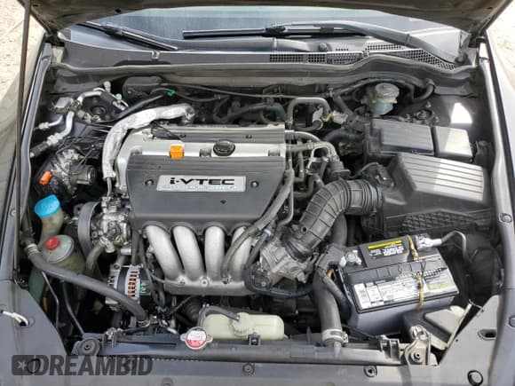 ✅ 2006 Honda Accord EX-L • VIN: JHMCM56846C008359 • Lot: 92467245. Wystawiony na Copart z przebiegiem 249 758 mil. Bezpłatny archiwum sprzedaży aukcyjnych z USA i szczegółowy raport historii pojazdu na DreamBid. Zdjęcie 11.