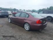 ✅ 2006 BMW 3 Series 325i • VIN: WBAVB17596NK41202 • Лот: 42856647. Опубликован ранее на IAAI с пробегом 137 562 миль. Бесплатный доступ к архиву аукционных продаж из США и подробный отчёт об истории автомобиля на DreamBid. Изображение 3.