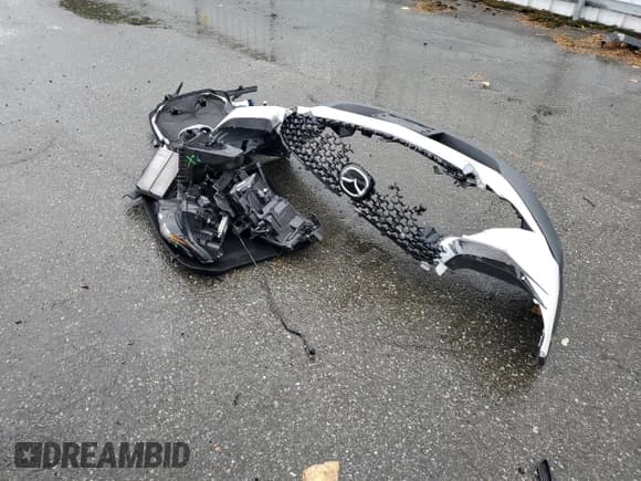 ✅ 2022 Mazda CX-30 S Carbon Edition • VIN: 3MVDMBCL6NM441495 • Lot: 89925065. Wystawiony na Copart z przebiegiem 12 274 mil. Bezpłatny archiwum sprzedaży aukcyjnych z USA i szczegółowy raport historii pojazdu na DreamBid. Zdjęcie 13.