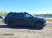 ✅ 2024 Kia Sorento X-Line SX Prestige • VIN: 5XYRKDJF7RG300590 • Лот: 42118514. Опубликован ранее на IAAI с пробегом 4 498 миль. Бесплатный доступ к архиву аукционных продаж из США и подробный отчёт об истории автомобиля на DreamBid. Изображение 13.
