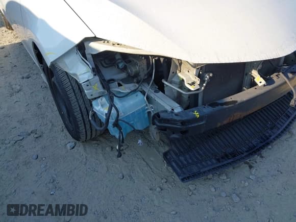 ✅ 2017 Toyota Corolla LE • VIN: 5YFBURHE7HP574162 • Лот: 43183255. Опубликован ранее на IAAI с пробегом 163 504 миль. Бесплатный доступ к архиву аукционных продаж из США и подробный отчёт об истории автомобиля на DreamBid. Изображение 19.