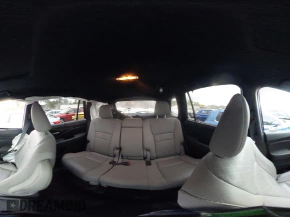 ✅ 2019 Honda Passport EX-L • VIN: 5FNYF7H54KB008780 • Lot: 43665845. Listed on IAAI with 59,459 mi. Free auction sales archive from the USA and detailed vehicle history report at DreamBid. Image 18.